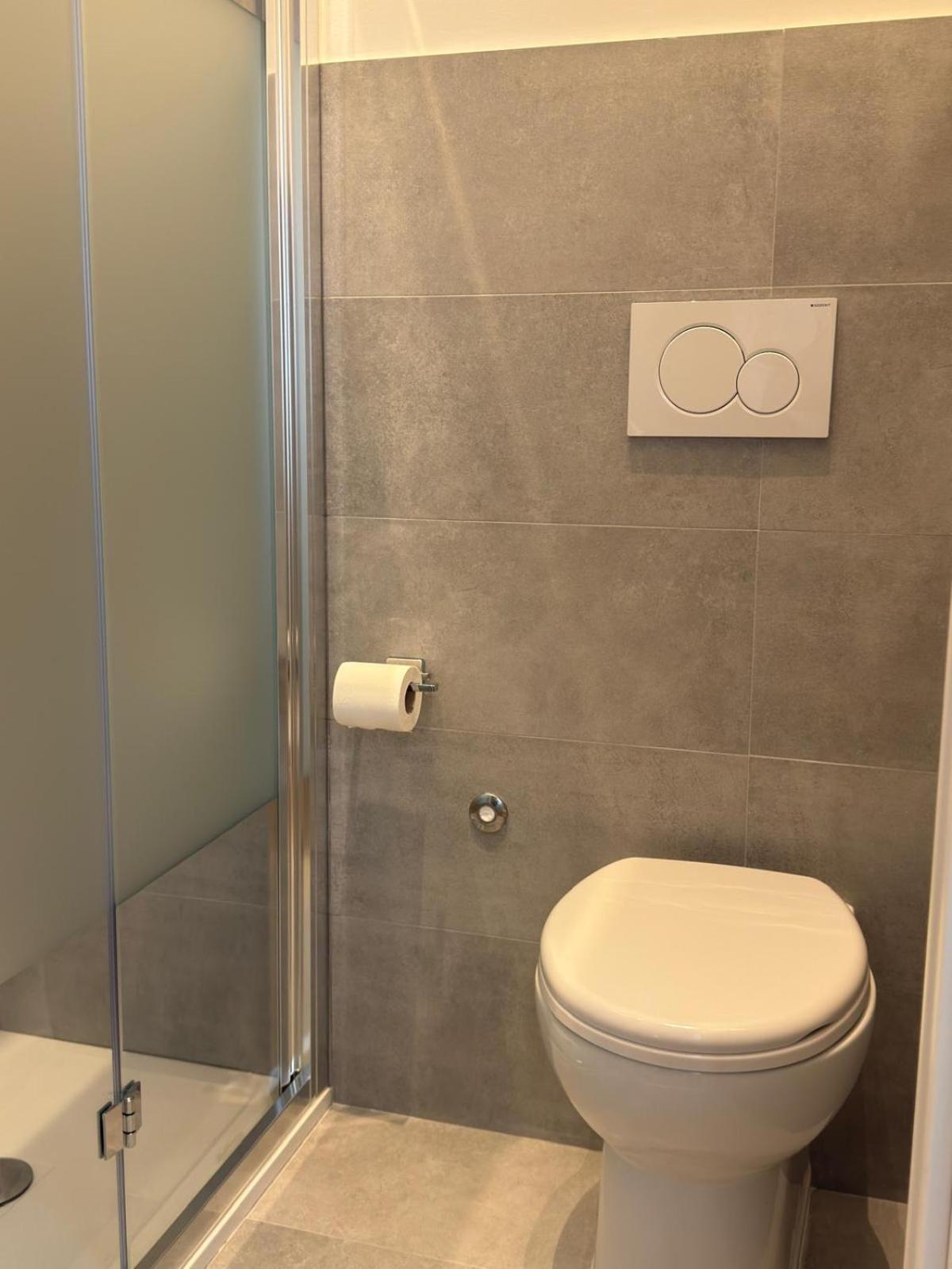 Bed And Breakfast Cattinara Trieste Exterior foto